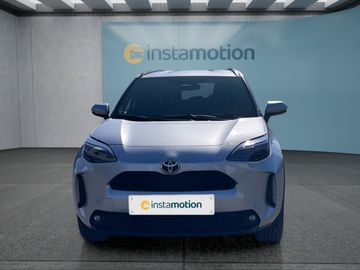 Car image 3