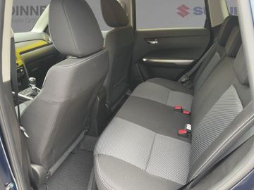 Car image 10