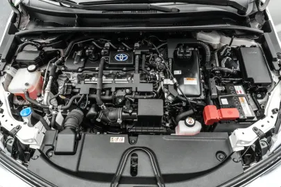 Car image 21