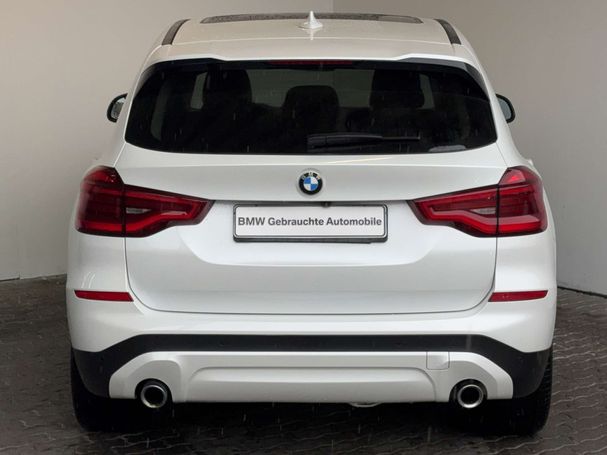 BMW X3 xDrive20i 135 kW image number 4