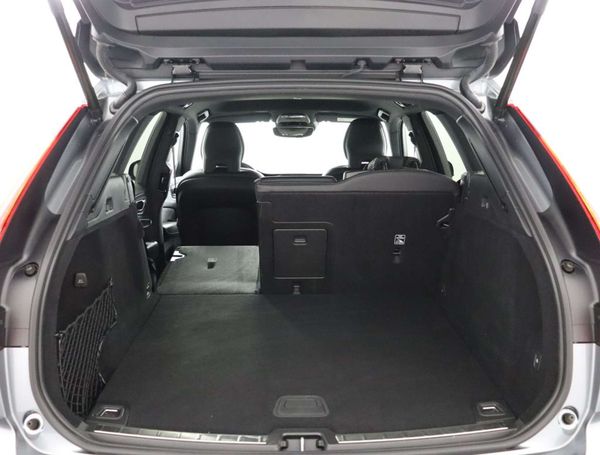 Volvo XC60 B4 194 kW image number 32