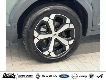 Car image 28