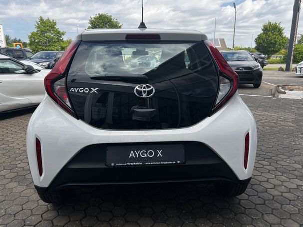 Toyota Aygo X 53 kW image number 3