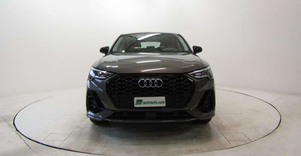 Audi Q3 45 TFSIe S-line 180 kW image number 2