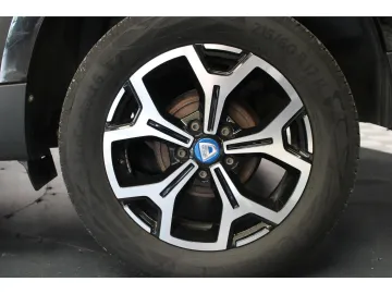 Car image 41