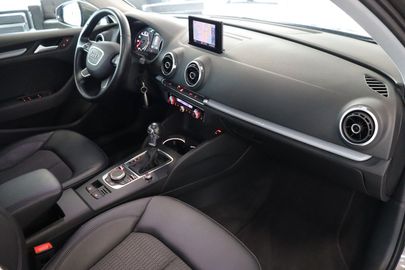 Car image 26