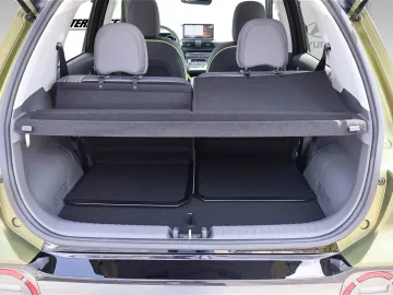 Car image 28