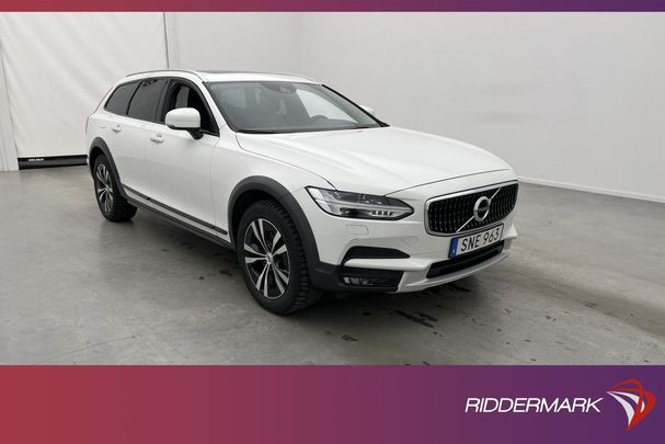 Volvo V90 Cross Country D4 AWD Plus 140 kW image number 2