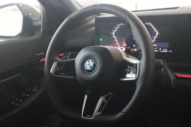 BMW 530 e 220 kW image number 17