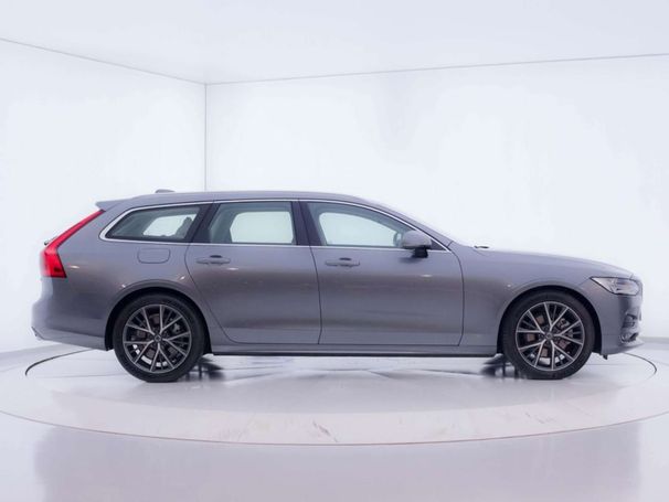 Volvo V90 D4 Plus 140 kW image number 4