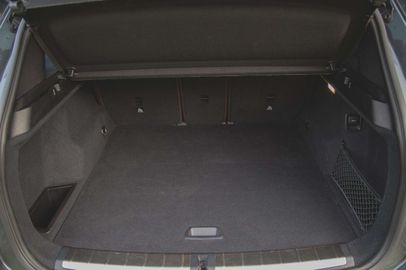 Car image 39