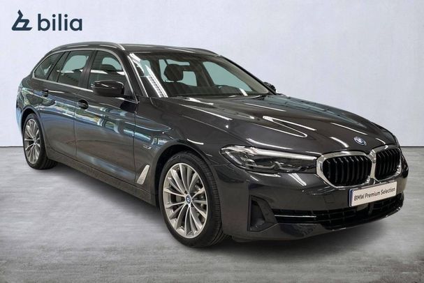 BMW 530 Touring 216 kW image number 18