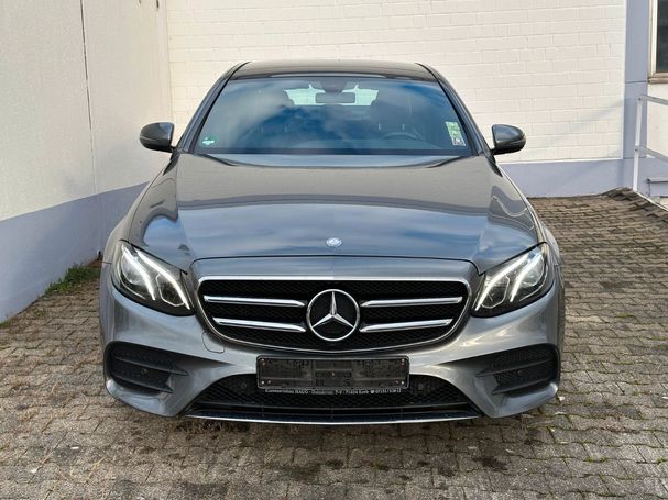 Mercedes-Benz E 300 180 kW image number 2