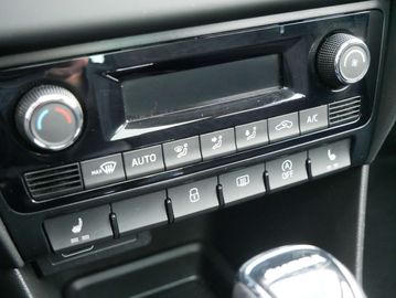 Car image 37