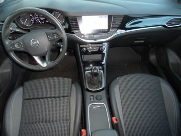 Car image 10