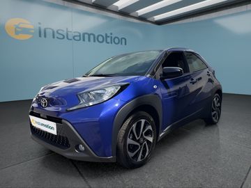 Car image 22