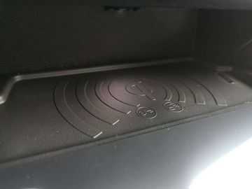 Car image 36