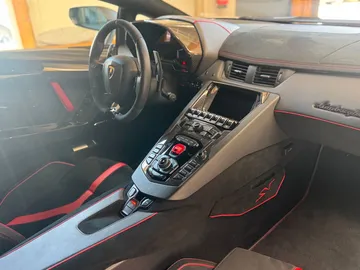 Car image 34
