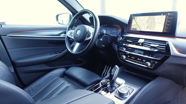 BMW 520i 135 kW image number 20