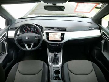 Car image 13