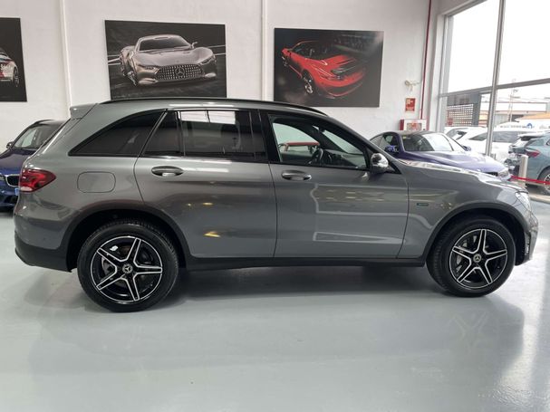 Mercedes-Benz GLC 300 de 4Matic 9G-Tronic 225 kW image number 4