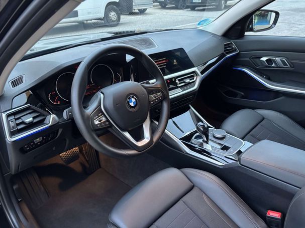 BMW 320d 140 kW image number 18