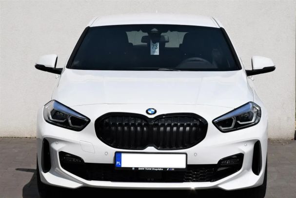 BMW 118i M Sport 100 kW image number 2