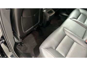 Car image 37