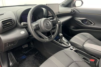 Car image 11