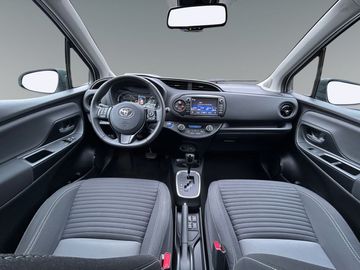 Car image 10