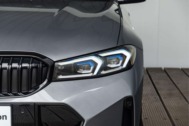 BMW 320i 135 kW image number 33