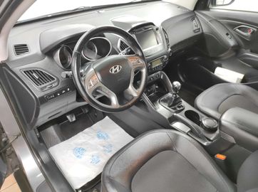 Car image 35