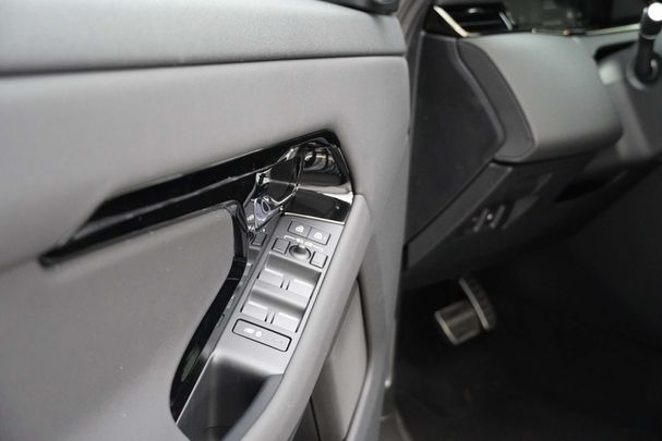 Land Rover Range Rover Evoque PHEV 227 kW image number 15