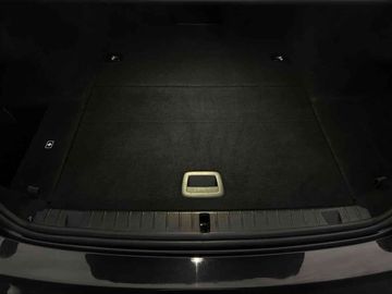 Car image 36