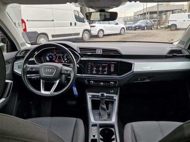 Audi Q3 35 TDI S tronic Advanced Business 110 kW image number 3