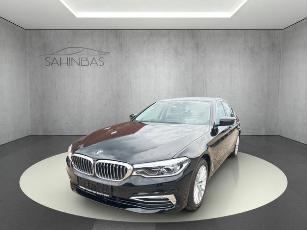 BMW 540i xDrive Luxury Line 250 kW image number 1