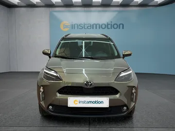 Car image 4