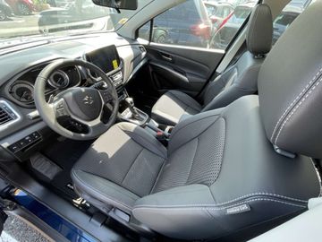 Car image 9