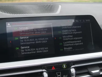 Car image 33