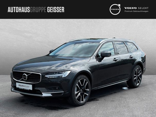 Volvo V90 Cross Country AWD B4 145 kW image number 1