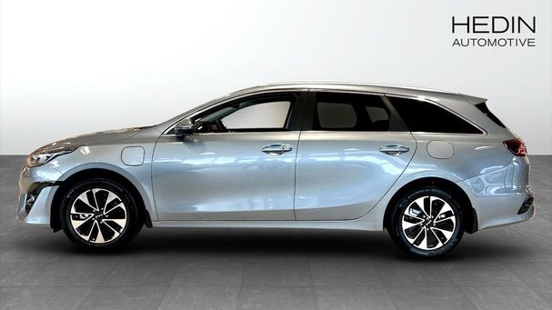 Kia Ceed Plug-in Hybrid 104 kW image number 6