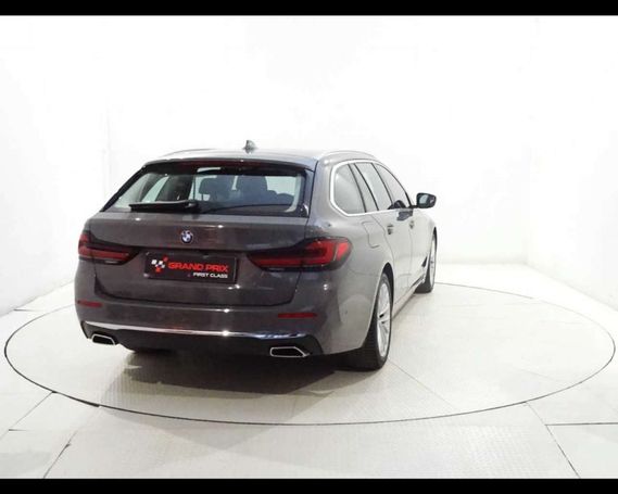 BMW 520d Touring xDrive 140 kW image number 6