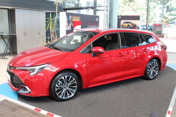 Toyota Corolla 2.0 Hybrid Touring Sports 144 kW image number 2