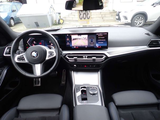 BMW 330i Touring 180 kW image number 6