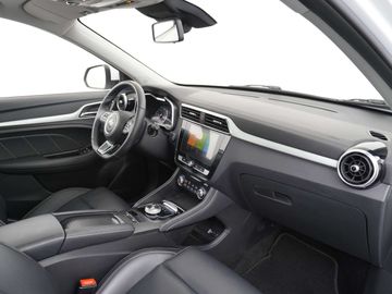 Car image 31