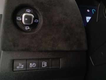 Car image 41