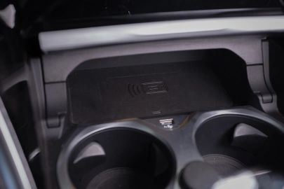 Car image 39