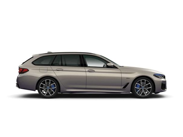 BMW 530 Touring xDrive 215 kW image number 2