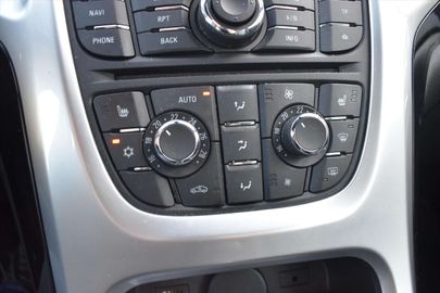 Car image 31