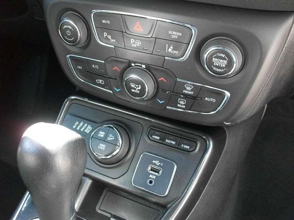 Jeep Compass 1.3 Turbo PHEV 177 kW image number 11